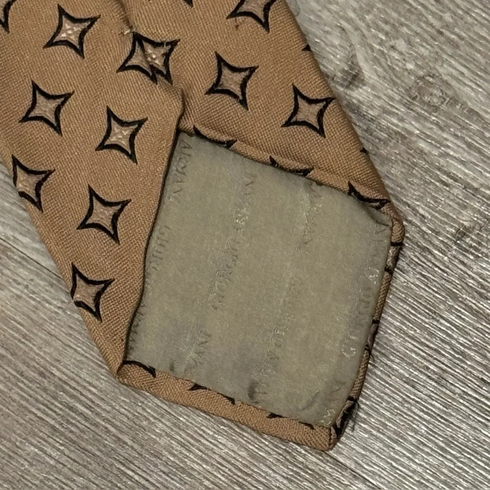 Giorgio Armani Vintage Men's Silk Tie Light Brown Camel Luxury Geometric Print